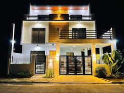 4 BHK + Pooja Room Villa For Sale in Drm Recedancy