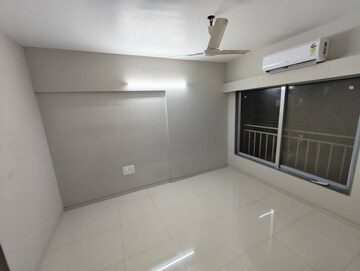 Kitchen in 2.5 BHK Apartment at Oberoi Realty Woods, Goregaon East – for Sale