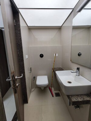 Team Area in 2.5 BHK Apartment at Oberoi Realty Woods, Goregaon East – for Sale