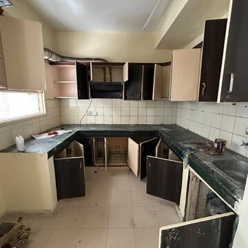 Kitchen in 2 BHK Apartment at Omaxe Heights, Sector 86 – for Rent