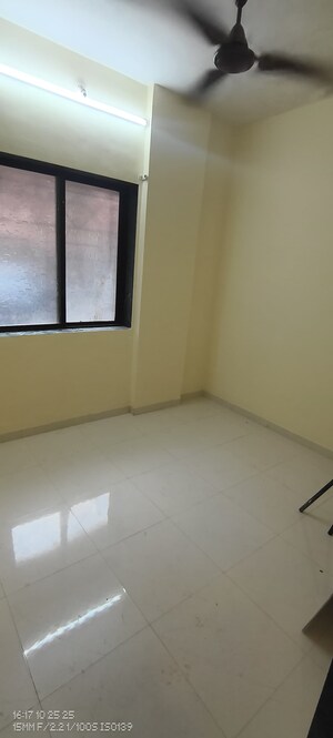 Room in 2 BHK Apartment at Yashraj Park CHS, Kasarvadavali – for Rent