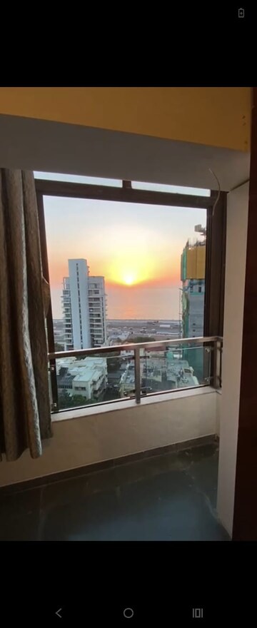 Bedroom in 2 BHK Apartment at Venus Apartments Worli, Worli – for Rent