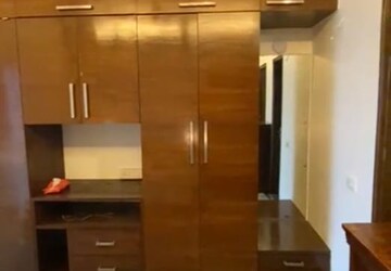 Furnished Amenities in 2 BHK Apartment at Venus Apartments Worli, Worli – for Rent