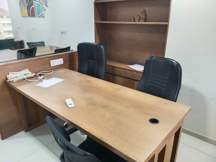 Team Area, shyamal Commercial Office Space 700 Sq.Ft. In Shyamal Ahmedabad 9347723