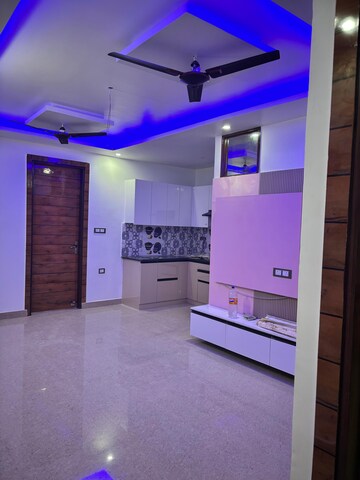2 BHK Builder Floor For Sale in Sector 73