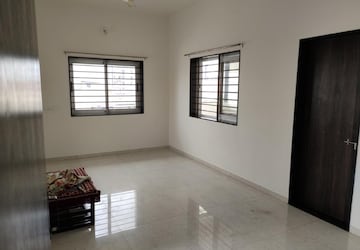 Room in 2 BHK Villa at Samay Aangi Bunglows, Paldi – for Rent
