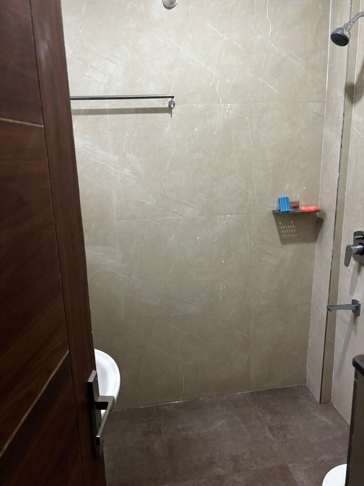 Bathroom, aura-homes 2 Bedroom 1200 Sq.Ft. Apartment In High Ground Zirakpur 9347757