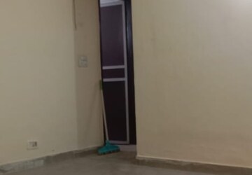 1 BHK Builder Floor For Rent in Saket