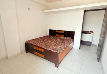 Bedroom in 1 BHK Builder Floor at Saket – for Rent