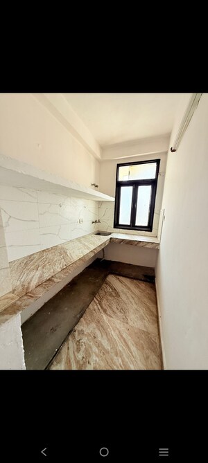 Room in 1 BHK Builder Floor at Saket – for Rent