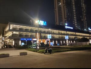  Shop For Sale in M3M Corner Walk, Sector 74