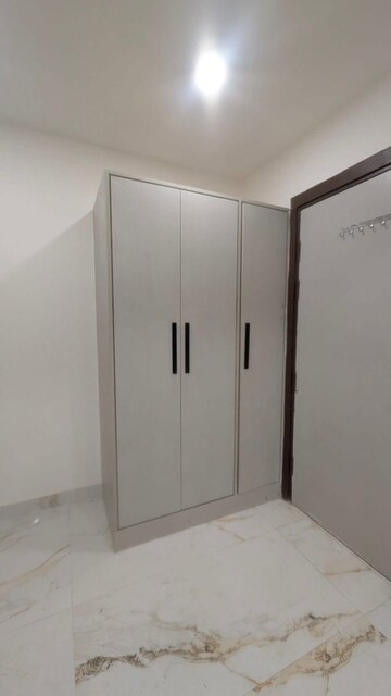 Room in 3 BHK Apartment at Mapsko Mount Ville, Sector 79 – for Rent