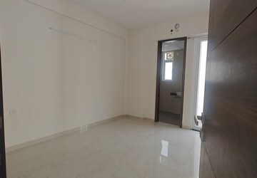 Room in 3 BHK Apartment at Bestech Park View Ananda, Sector 81 – for Sale