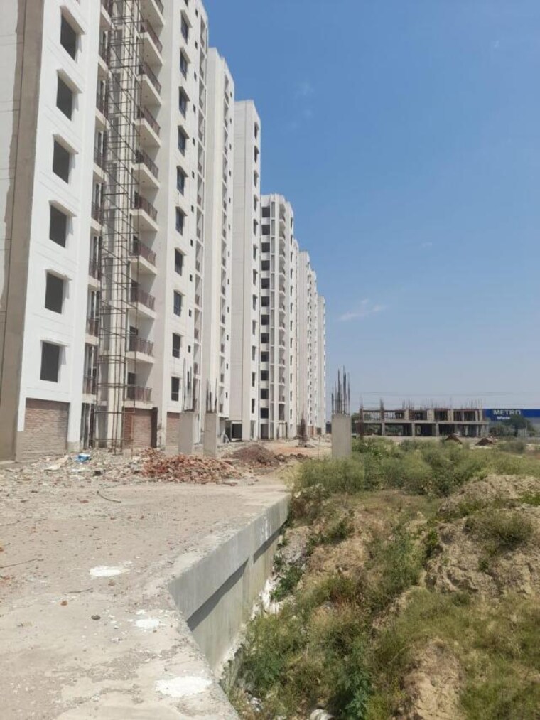 Exterior View, bbd-green-city 2 Bedroom 990 Sq.Ft. Apartment In Gomti Nagar Lucknow 9347819