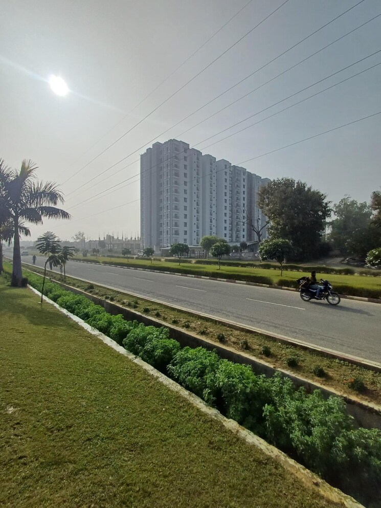 Balcony, bbd-green-city 2 Bedroom 990 Sq.Ft. Apartment In Gomti Nagar Lucknow 9347819