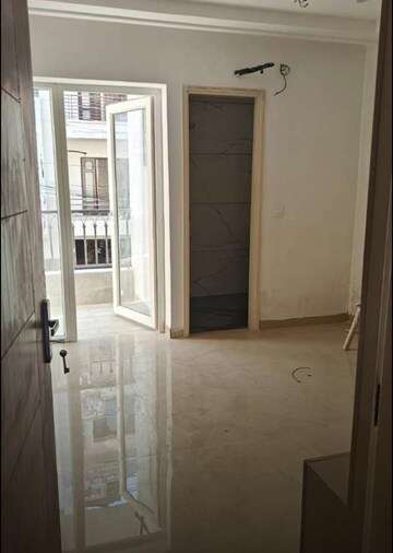 Bedroom in 2 BHK Apartment at Aura Homes, Patiala Road – for Rent