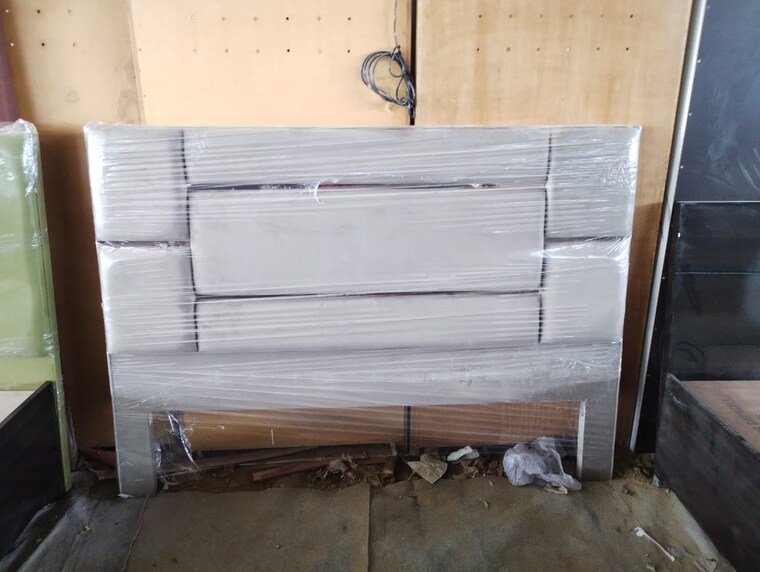 Bathroom, sunworld-vanalika 4 Bedroom 3400 Sq.Ft. Apartment In Sector 107 Noida 9347825