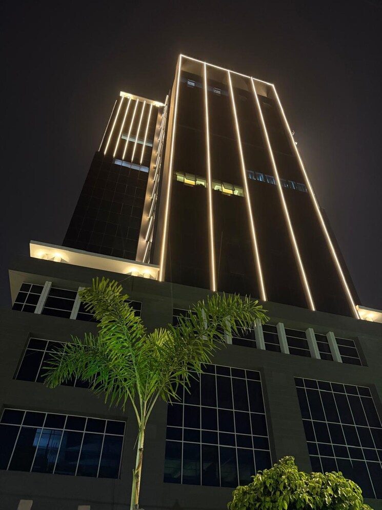 Exterior View, purvanchal-capital-tower Commercial Office Space 800 Sq.Ft. In Vibhuti Khand Lucknow 9347901