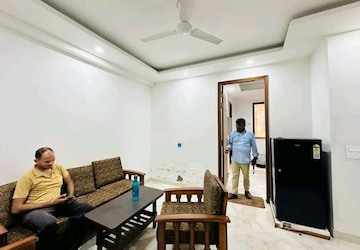 Living Room in 2 BHK Apartment at Akashdeep Apartments, Nalasopara West – for Sale
