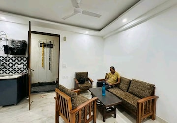 Living Room in 2 BHK Apartment at Akashdeep Apartments, Nalasopara West – for Sale
