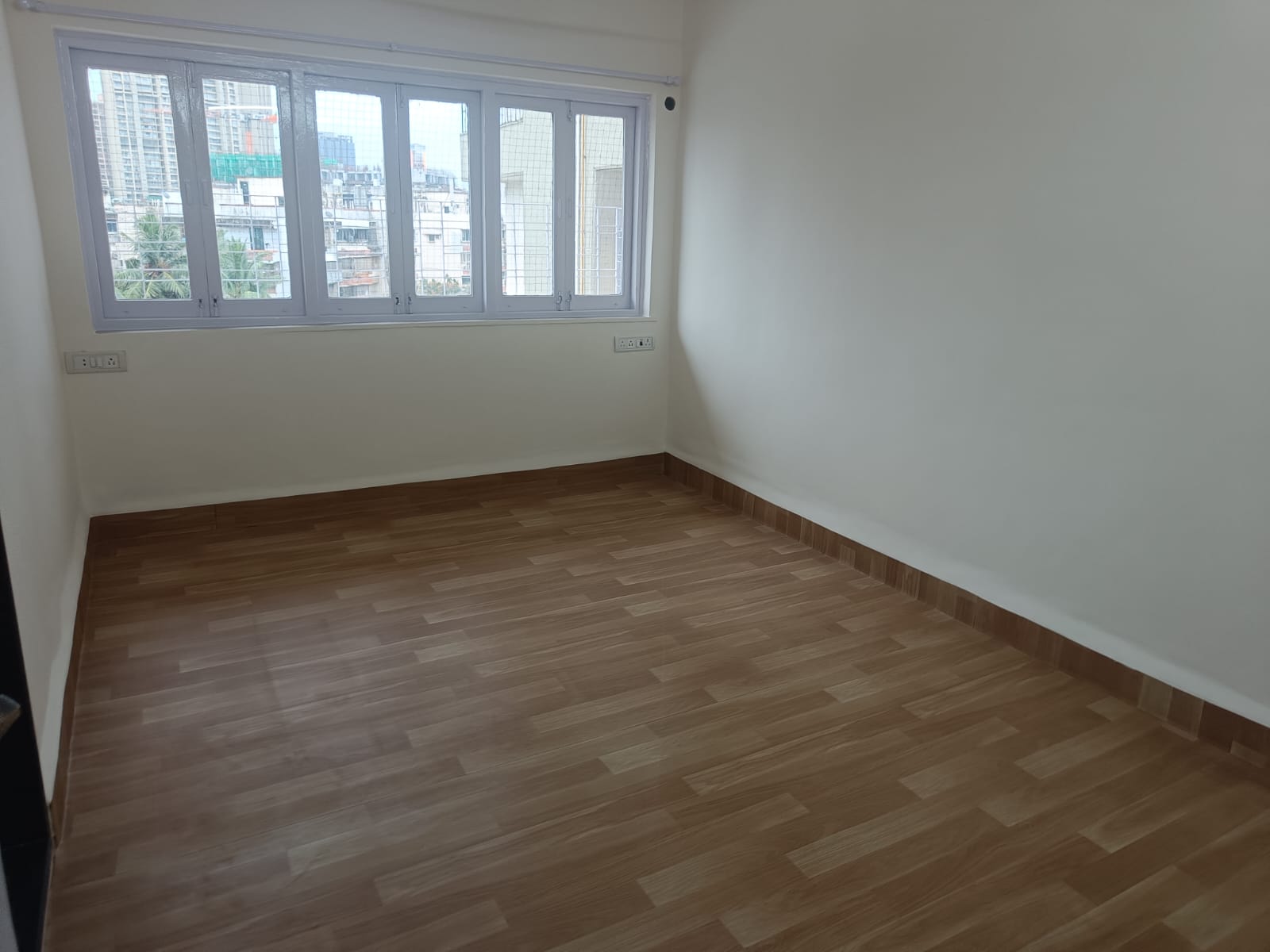 2 BHK Apartment For Sale in Sheffield Towers