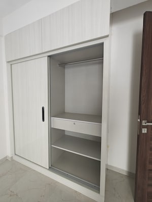 Room in 3 BHK Apartment at Bestech Park View Ananda, Sector 81 – for Sale