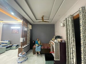 Living Room in 6 BHK Independent House at Govindpuram – for Sale