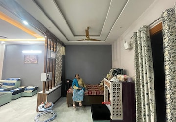 Living Room in 6 BHK Independent House at Govindpuram – for Sale