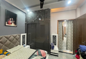 Bedroom in 6 BHK Independent House at Govindpuram – for Sale