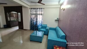 Living Room in 2.5 BHK Apartment at Amrapali Princely Estate, Sector 76 – for Rent