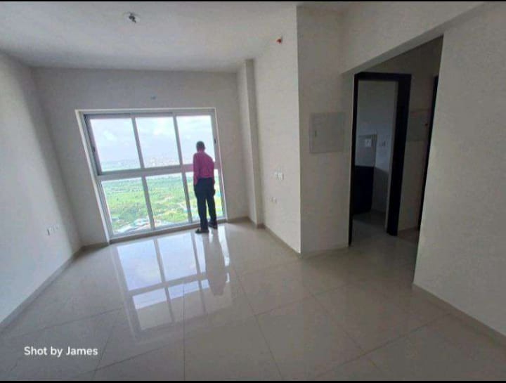 1 BHK + Pooja Room Apartment For Rent in Lodha Amara