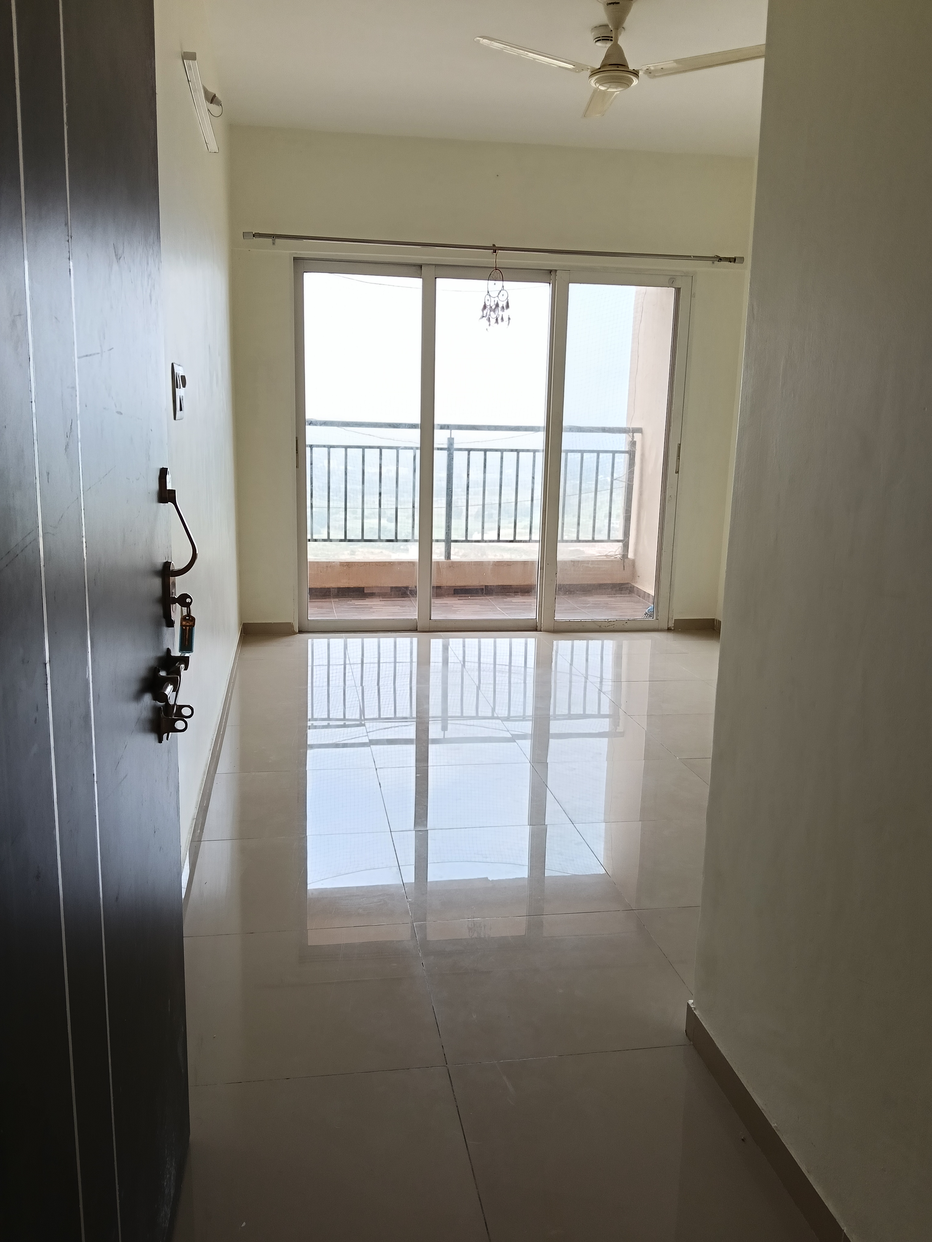 2 BHK + Extra Room Apartment For Rent in Kolte Patil Life Republic