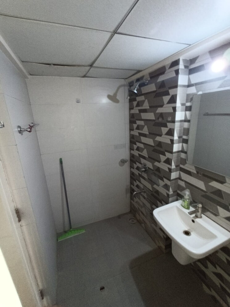 Bathroom, naiknavare-avon-vista-balewadi 2 Bedroom 826 Sq.Ft. Apartment In Balewadi Pune 9347879