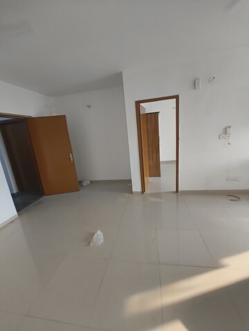 Room in 2 BHK Apartment at Adani Aangan, Sector 89a – for Rent