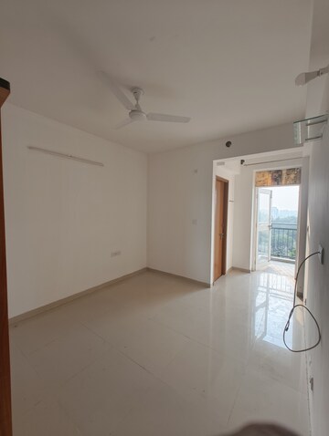 Room in 2 BHK Apartment at Adani Aangan, Sector 89a – for Rent