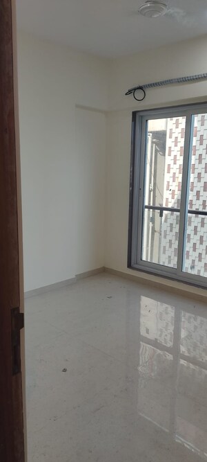 Bedroom in 1 BHK Apartment at Chembur – for Rent