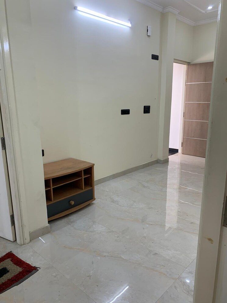 Room, gomti nagar 2 Bedroom 1700 Sq.Ft. Independent House In Gomti Nagar Lucknow 9347965