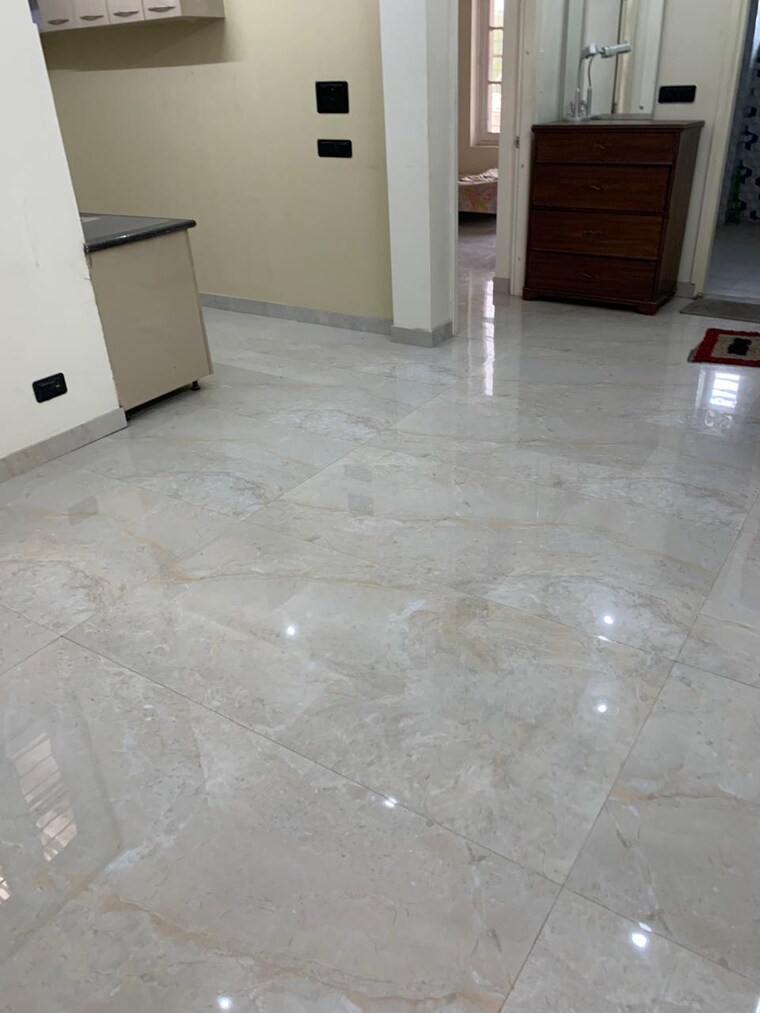 Room, gomti nagar 2 Bedroom 1700 Sq.Ft. Independent House In Gomti Nagar Lucknow 9347965