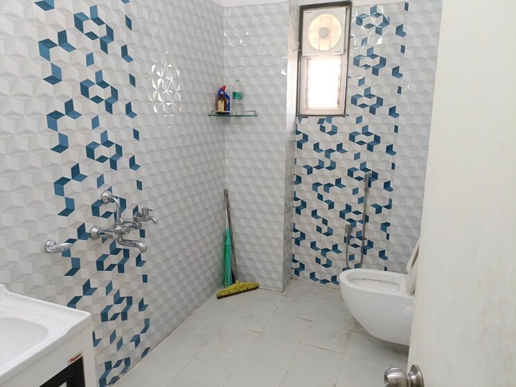 Bathroom, gomti nagar 2 Bedroom 1700 Sq.Ft. Independent House In Gomti Nagar Lucknow 9347965