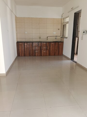 Room in 3 BHK Apartment at Kolte Patil Life Republic, Hinjewadi – for Rent