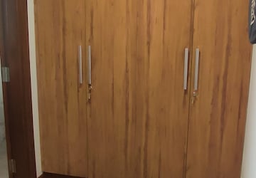 Bedroom in 4 BHK Builder Floor at Sector 52 – for Rent