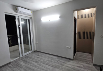 Room in 3 BHK Apartment at Hero Homes Gurgaon, Sector 104 – for Rent