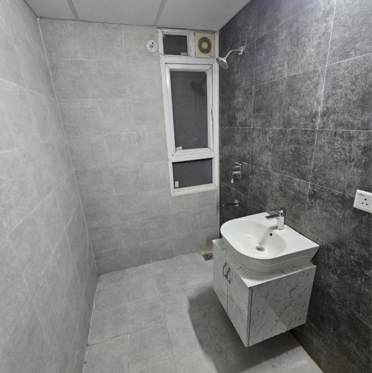 Bathroom, hero-homes-gurgaon 3 Bedroom 1359 Sq.Ft. Apartment In Sector 104 Gurgaon 9347985