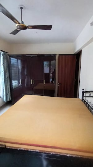 Room in 1 BHK Apartment at Kukreja Heritage, Dhanori – for Rent