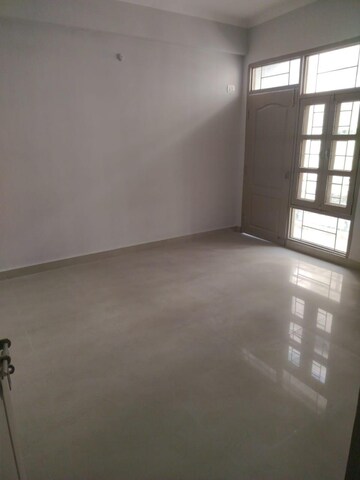 Room in 3 BHK Apartment at Goel Heights, Faizabad Road – for Rent