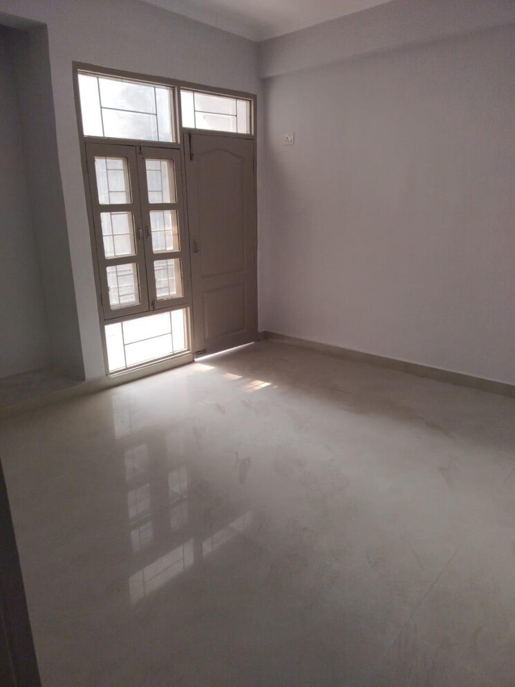 Room, goel-heights 3 Bedroom 1400 Sq.Ft. Apartment In Faizabad Road Lucknow 9348027