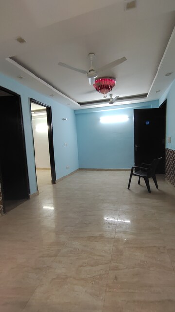 Room in 2 BHK Builder Floor at Palm Residency Chhatarpur, Chattarpur – for Rent