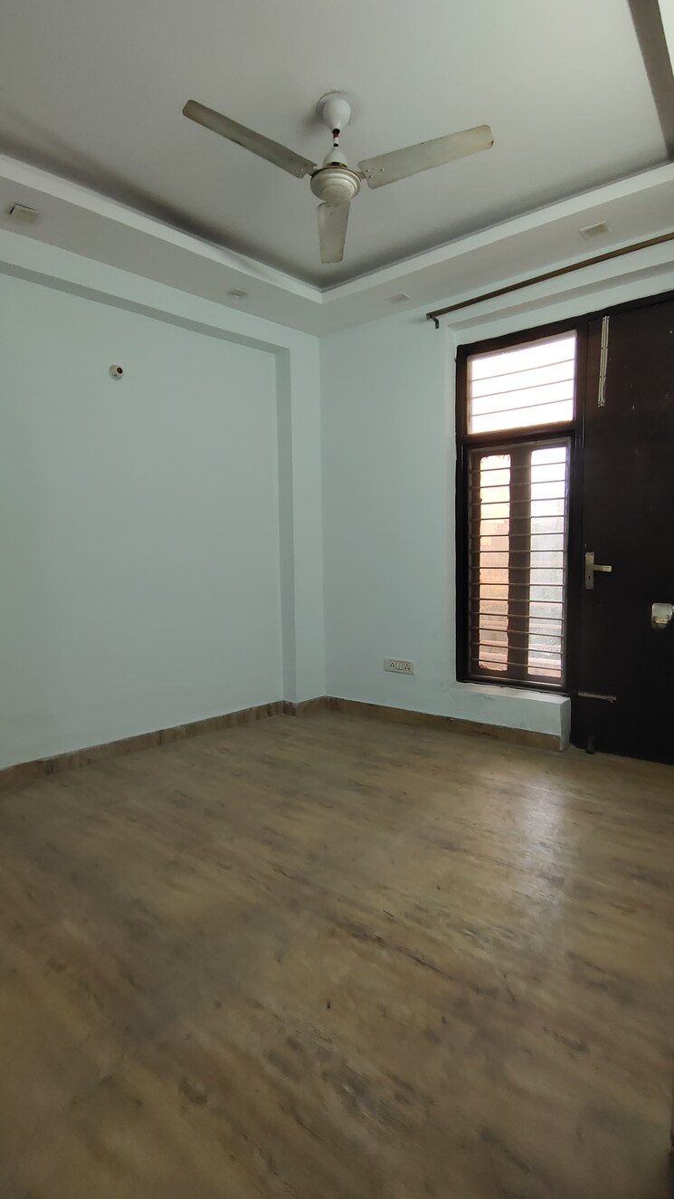 Room, palm-residency-chhatarpur 2 Bedroom 900 Sq.Ft. Builder Floor In Chattarpur Delhi 9348020