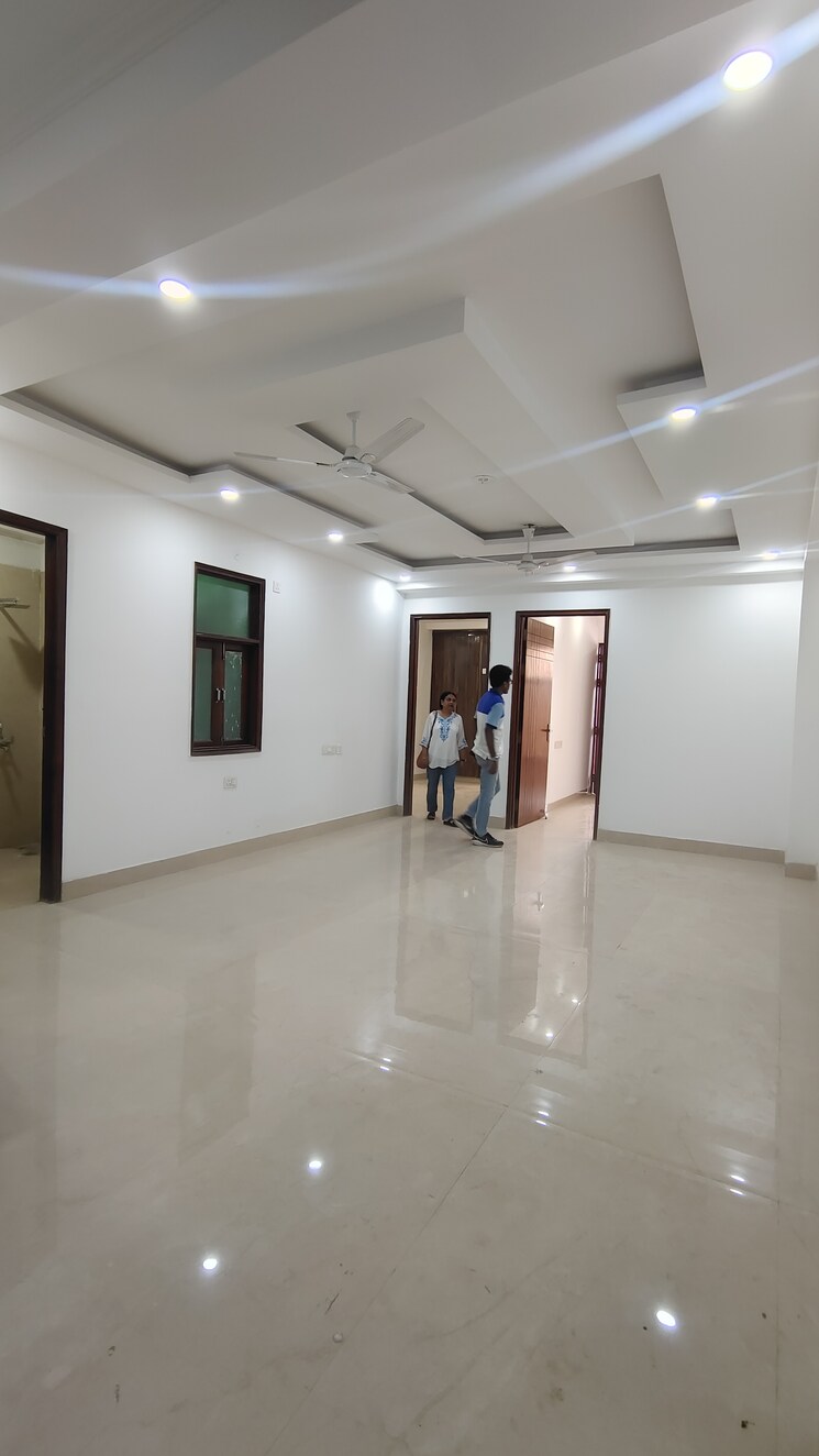 Room, palm-residency-chhatarpur 3 Bedroom 1350 Sq.Ft. Builder Floor In Chattarpur Delhi 9348028