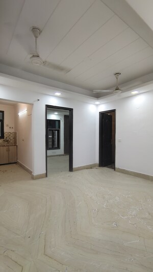 Room in 2 BHK Builder Floor at Palm Residency Chhatarpur, Chattarpur – for Rent